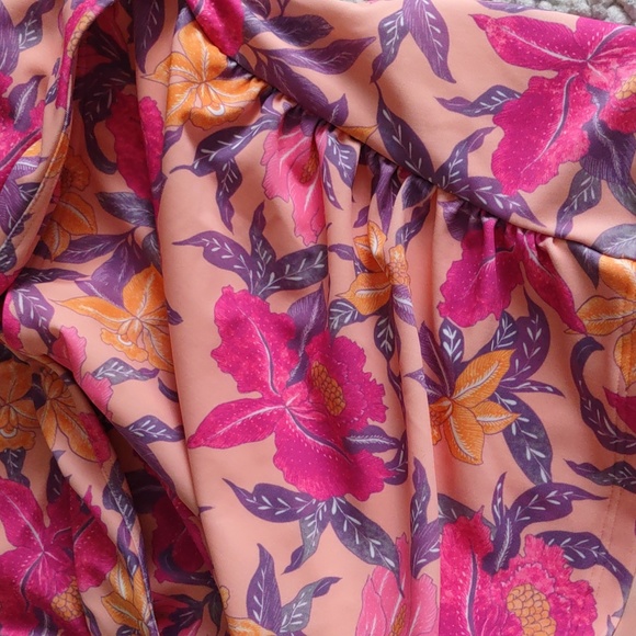 NWT Old Navy Size Medium Floral Tankini Swim Top - Picture 12 of 15